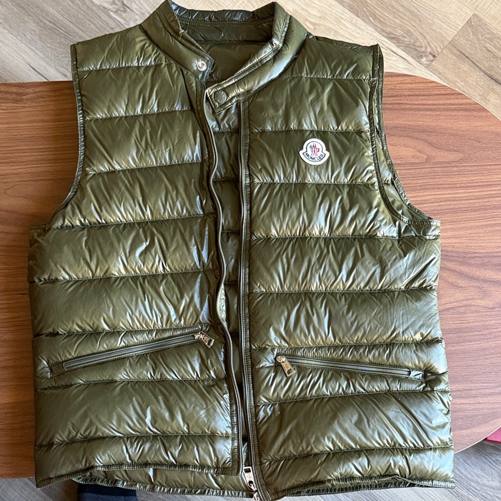 Moncler Men’s Down Puffer Vest – Olive Green